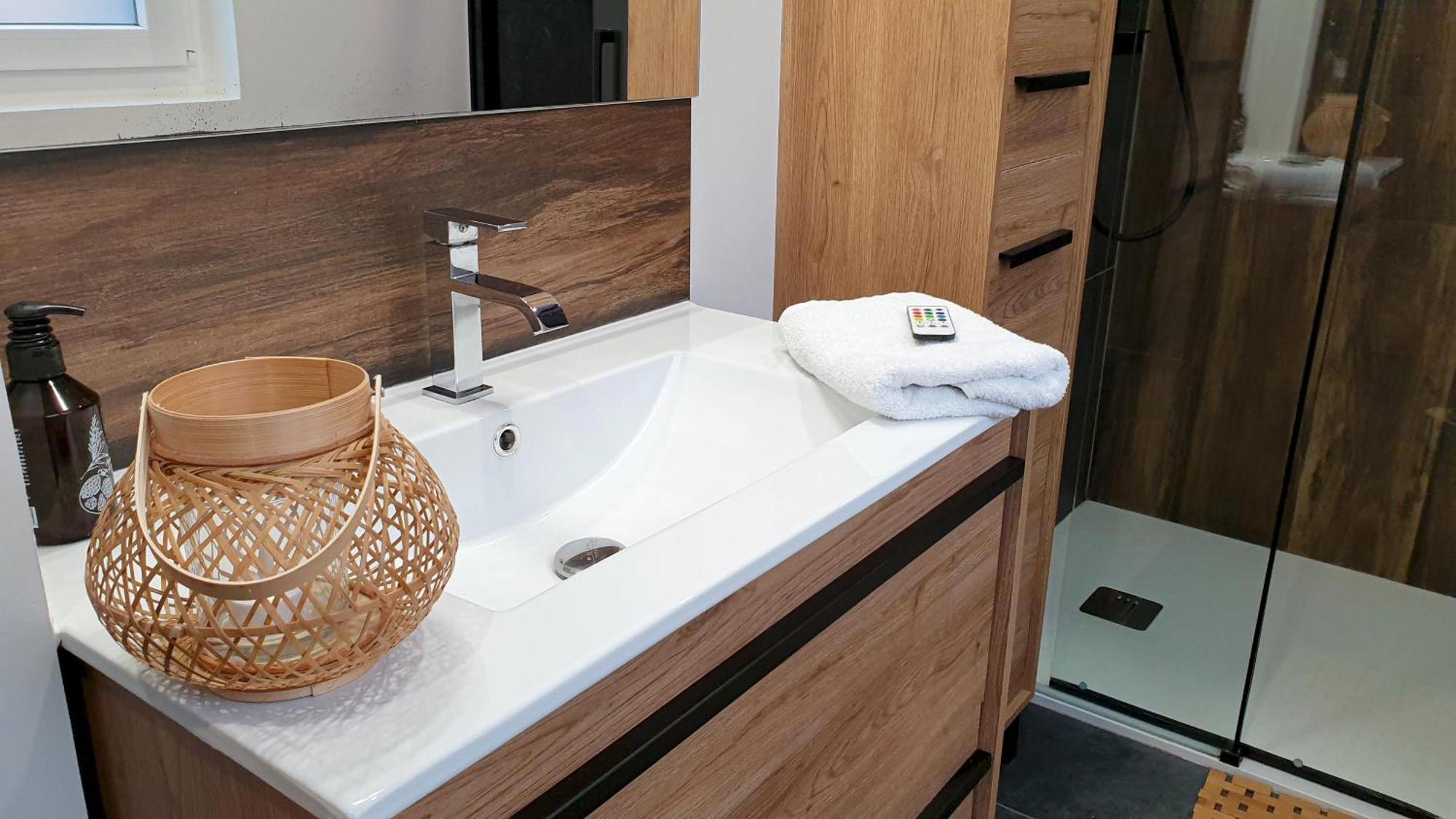 Gary Suite - Studio Cosy, Spa Et Jardin Privatif A 4 Min De Cambrai Awoingt Zewnętrze zdjęcie